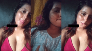 Sexy Mallu Girl’s Naughty Object Tease
